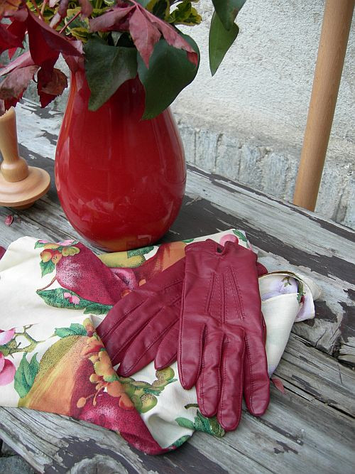 Dámské kožené rukavice - červené * — foto 2