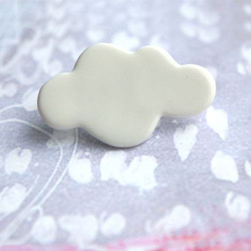 Oblak (porcelánová brož) — foto 3