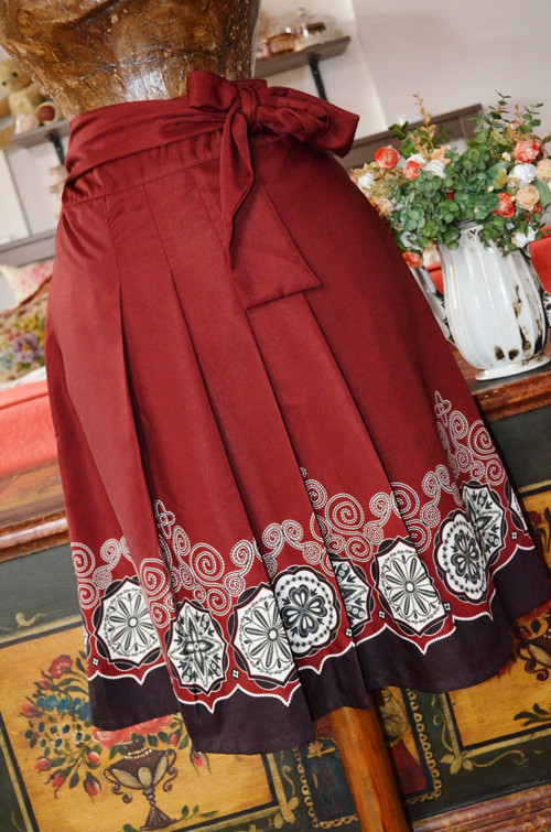 Cihlová sukénka ornamentální — foto 2