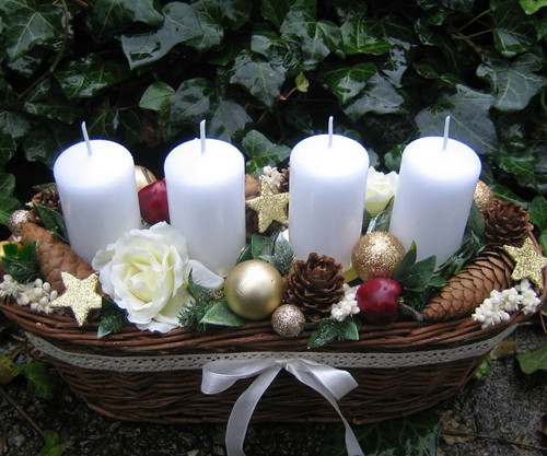 Adventní košíček s růžičkami — foto 5