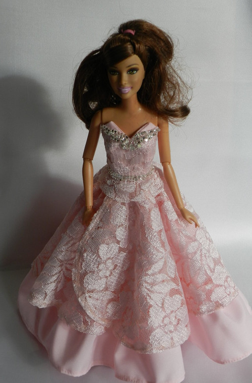Šatičky pro Barbie — foto 3