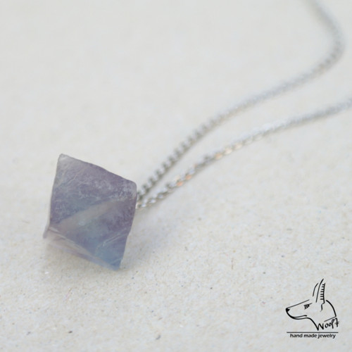 Fluorit- krystal (oktaedr) — foto 4