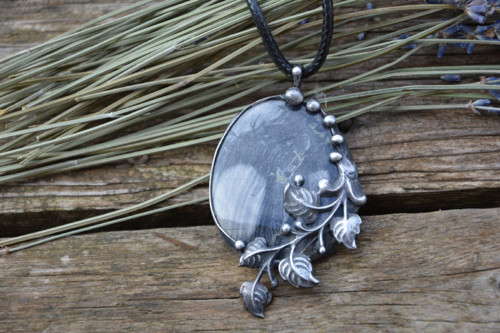 Jaspisový amulet — foto 3