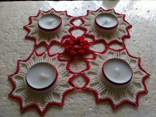 Adventní háčkovaný svícen — foto 2