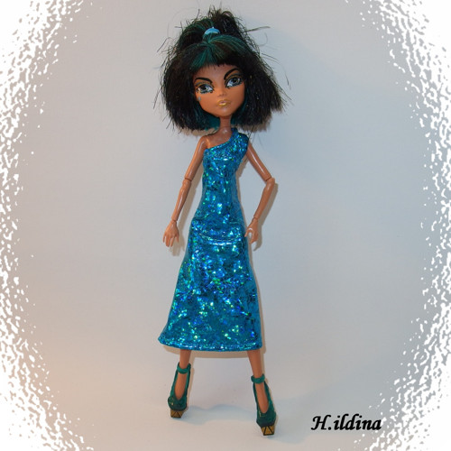 Modré šatičky „AURORA" pro MONSTER HIGH — foto 4
