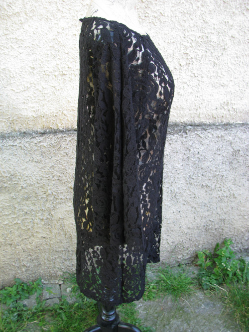 Krajkové šaty — foto 2