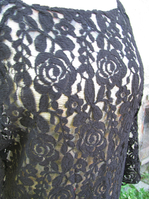 Krajkové šaty — foto 5