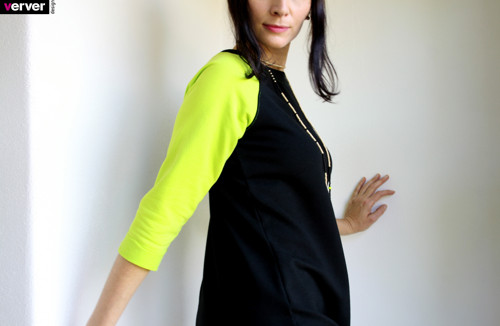 Šaty "černé-neon" (M) — foto 4
