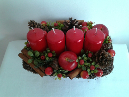 Adventní svícen v košíku — foto 2