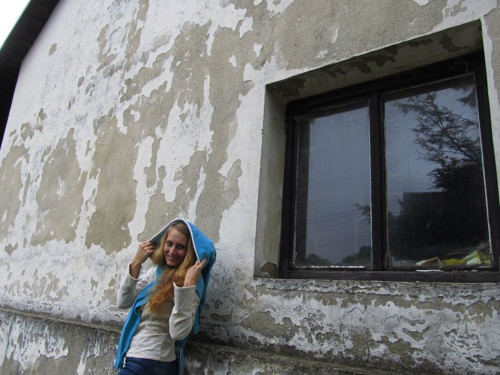 IHNED: Šála s kapucí - SKŘÍTEK — foto 2