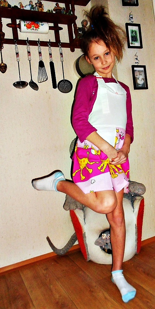 Dětská zástěrka -žirafí rodinka — foto 2