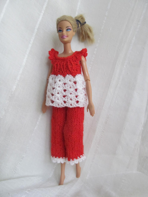 Domácí úbor pro Barbie — foto 2