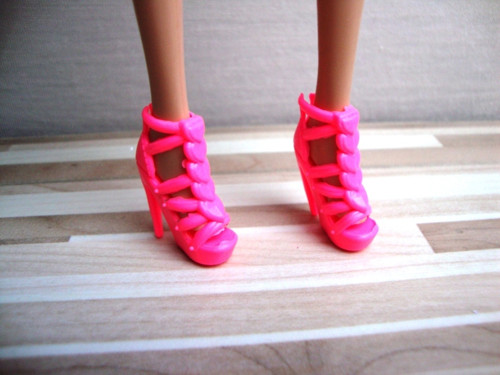 In love - kolekce s botkami — foto 3