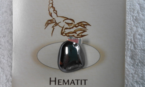 Hematit - tromlovaný kamínek, přívěsek č.2 — foto 2
