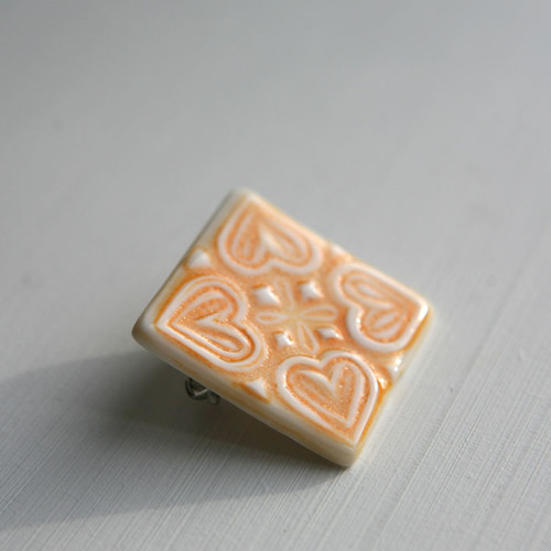 Alba Sunny (porcelánová brož) — foto 3