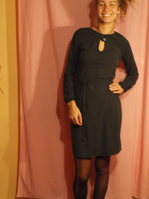 Černé šaty — foto 3