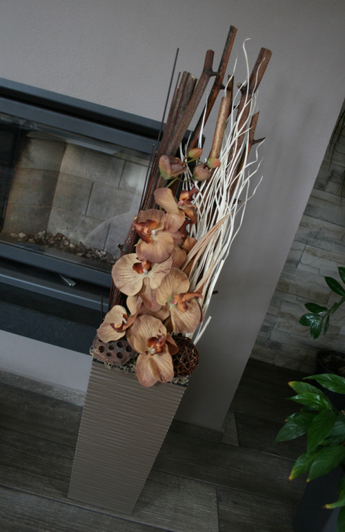 Aranžmá s hnědými orchidejemi — foto 2