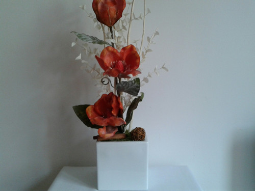 Vysoká dekorace s magnoliemi — foto 2