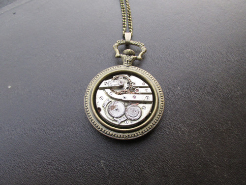 NÁHRDELNÍK - OCELOVÉ MĚSTO, steampunk — foto 3
