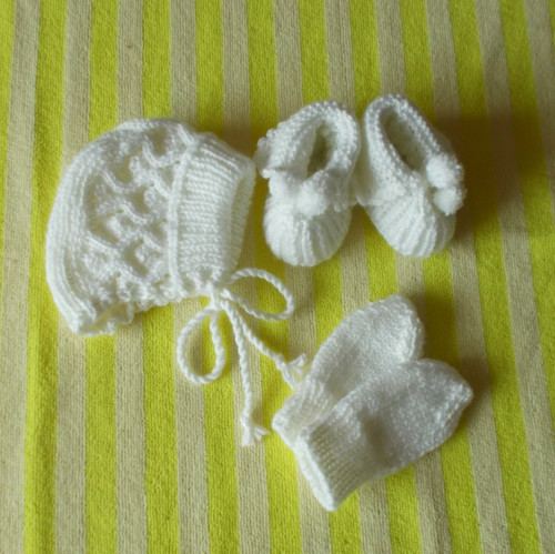 Sněhobílá soupravička pro miminko — foto 2