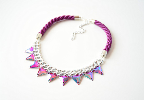 Náhrdelník PURPLE TRIANGLE — foto 3