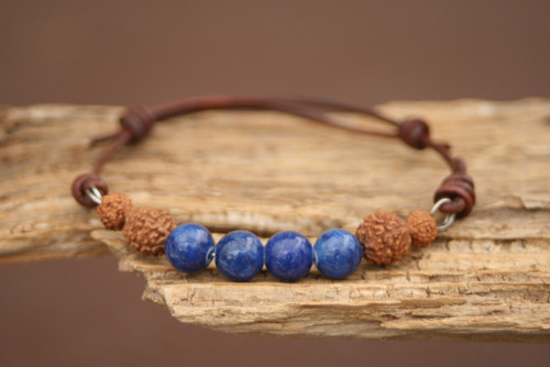 Náramok rudraksha a lapis lazuli — foto 2