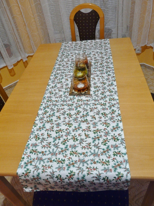 Středový ubrus - větvičky — foto 2
