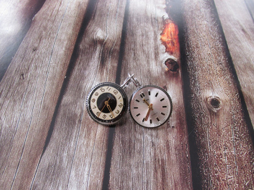 CIFERNÍKY , Steampunkové visací náušnice — foto 3
