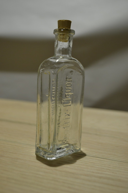 Láhev s nápisem č. 15 — foto 3
