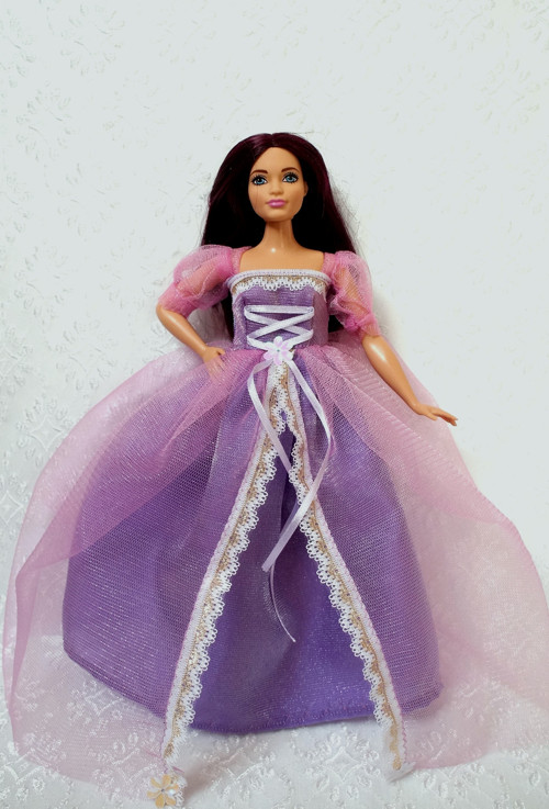 Princezna pro Barbie 2016 - curvy - baculku — foto 2