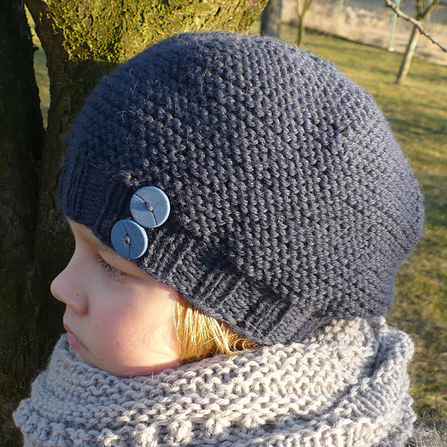 Tmavomodrý baret — foto 3