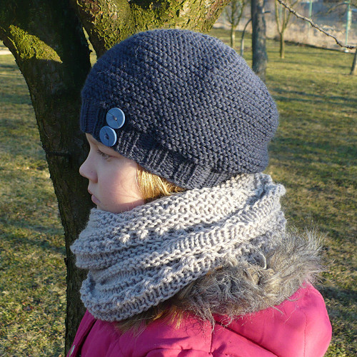 Tmavomodrý baret — foto 5