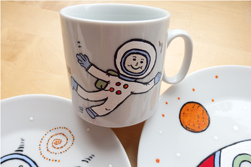 Pro kosmonauta, malovany porcelán. — foto 4