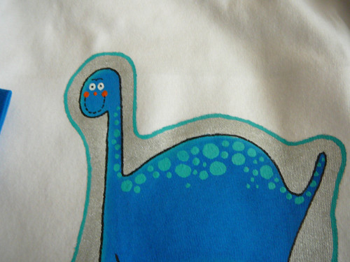 PÍSKACÍ TRIČKO - dinosaurus — foto 3