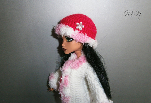 Bílo - růžový komplet pro Monster high — foto 2