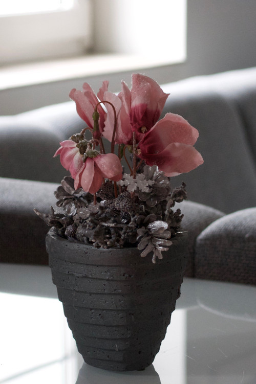 Dekorace GreyCyclamen — foto 3