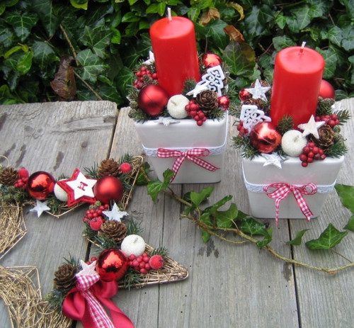Adventní svícny v červenobílé — foto 2