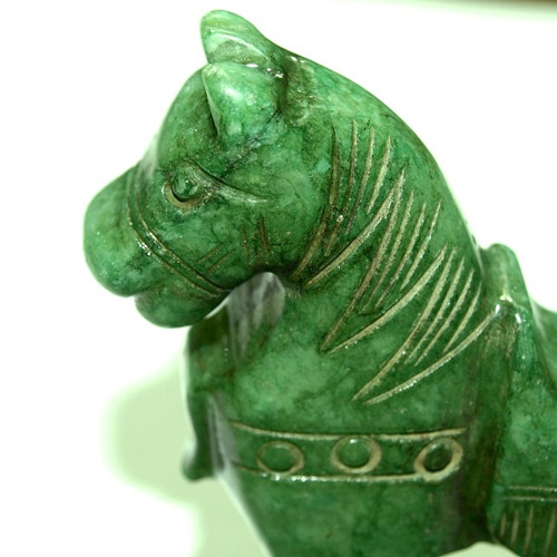 Amulet Tibet - TIBETSKÝ KŮŇ extra, zelený jadeit — foto 3