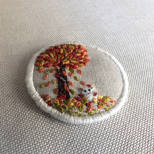 V listí schoulená - brož — foto 3