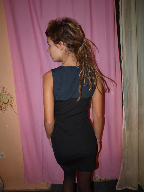 Černé s šedomodrým — foto 3