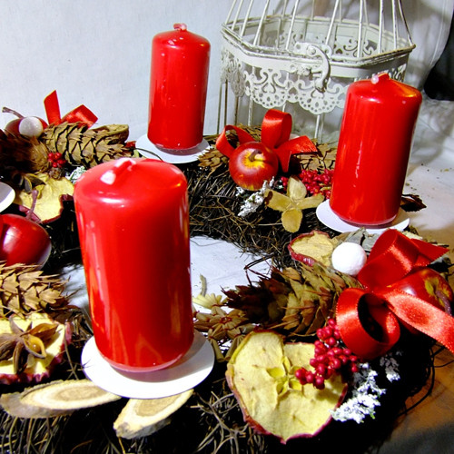 Adventní věnec - Tradiční červený — foto 3