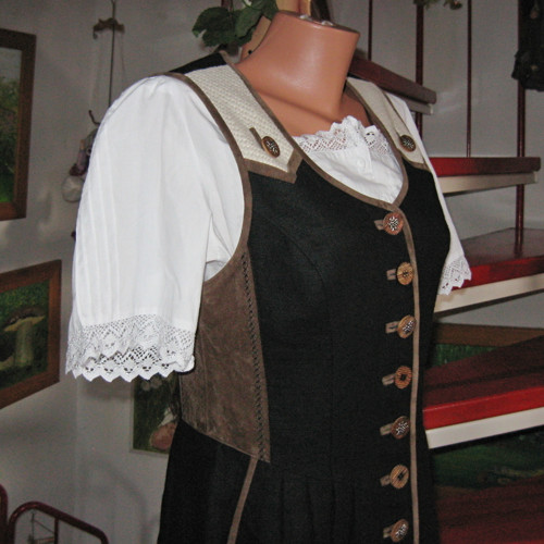 Šatovka nádherná — foto 3
