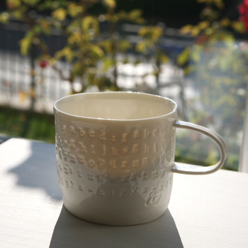 Prosvítavá abeceda (porcelán) — foto 2