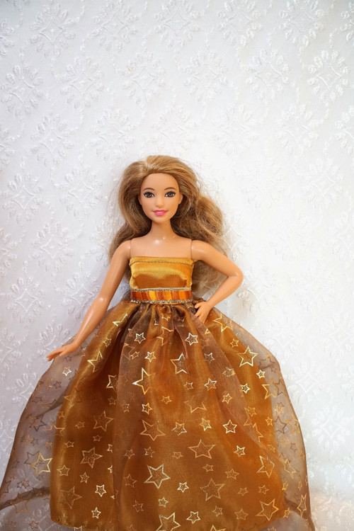 Společenské šaty pro Barbie 2016 - curvy - baculku — foto 3
