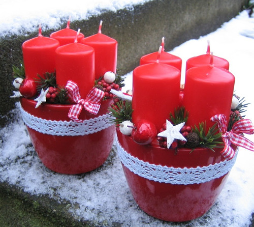Adventní svícny v červené — foto 2