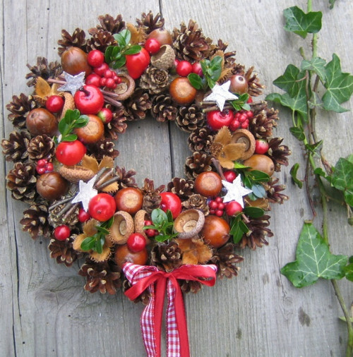 Adventní věneček s jablíčky — foto 2