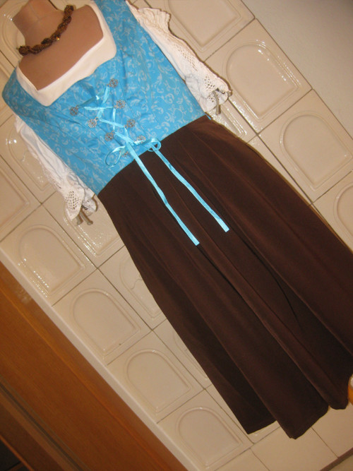 Dobové šaty- dirndl — foto 2