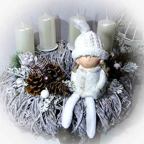 Adventní věnec - Holčička v kulíšku II. — foto 3
