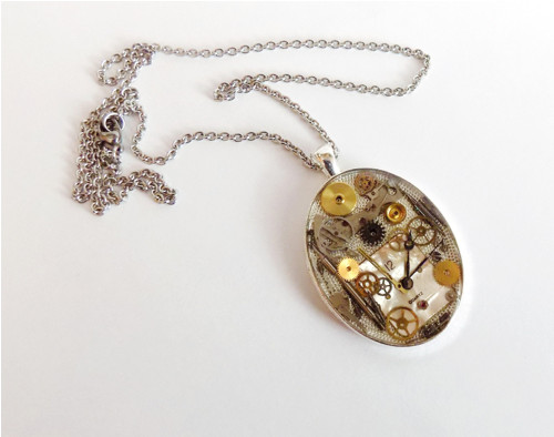 Náhrdelník se steampunk přívěskem — foto 2