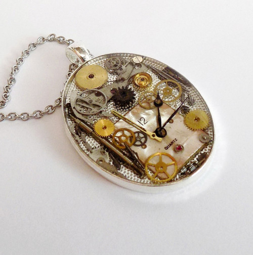 Náhrdelník se steampunk přívěskem — foto 4